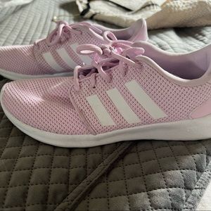 Adidas cloudfoam shoes